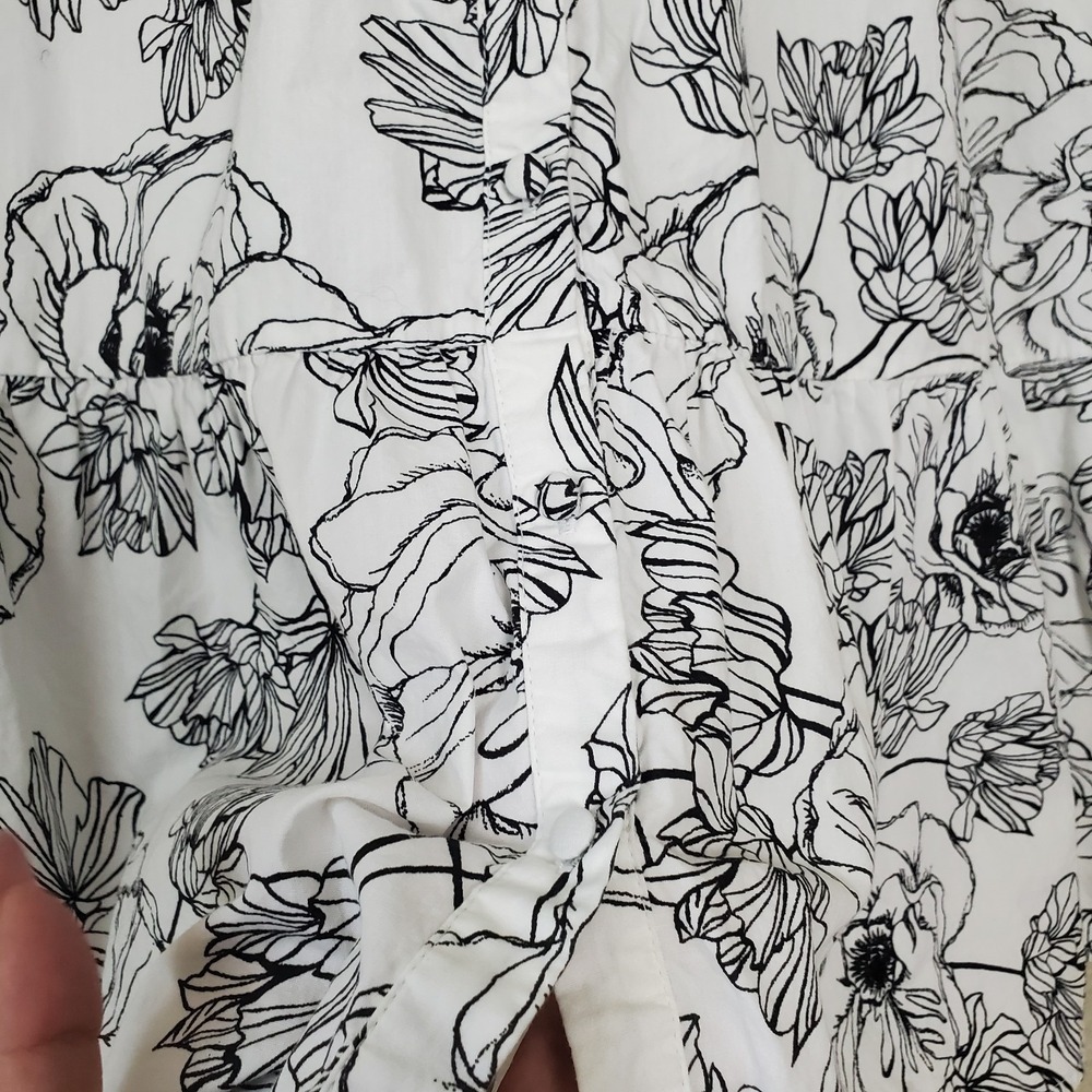 Ivy Street black and white floral midi dress size M women's short sleeves butto - Picture 4 of 9